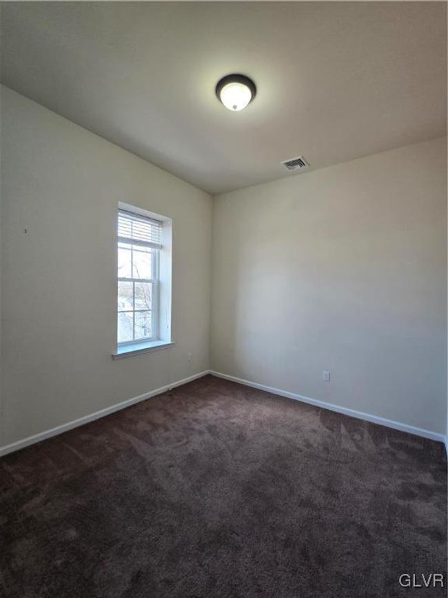 B - 7617 Hamilton Blvd, Condo with 2 bedrooms, 1 bathrooms and null parking in Trexlertown PA | Image 7
