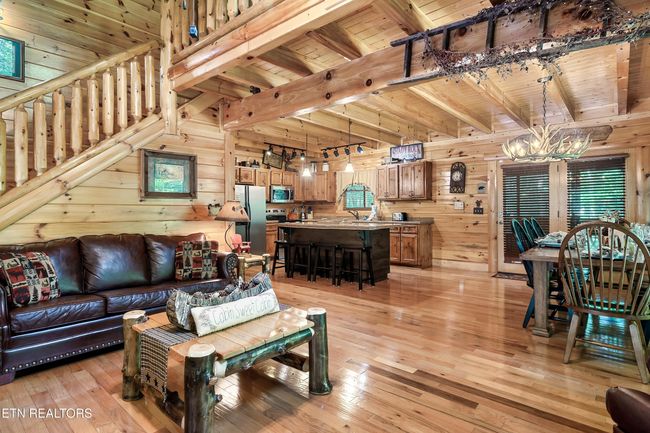 2339 Bogle Spring Loop, House other with 3 bedrooms, 3 bathrooms and null parking in Sevierville TN | Image 6