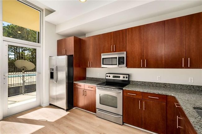 UNIT-110 - 3400 Malone Dr, Condo with 2 bedrooms, 2 bathrooms and 2 parking in Chamblee GA | Image 17