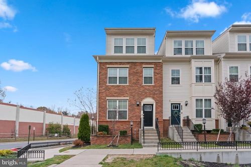 7172 Banbury Dr, HANOVER, MD, 21076-2264 | Card Image