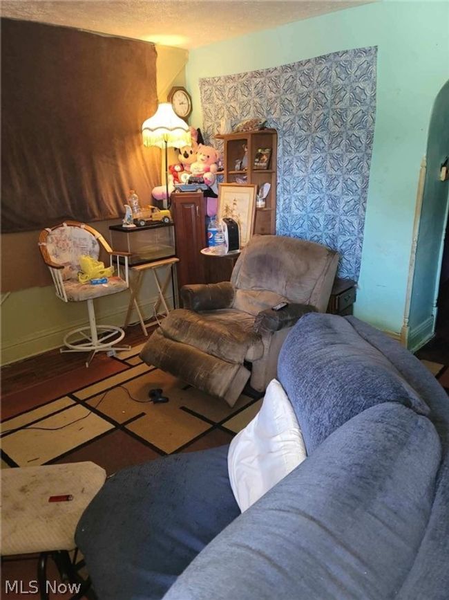231 Oberlin Rd, Home with 7 bedrooms, 3 bathrooms and null parking in Elyria OH | Image 5