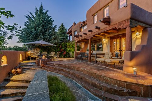 333 Magdalena Rd, Santa Fe, NM, 87501-1916 | Card Image