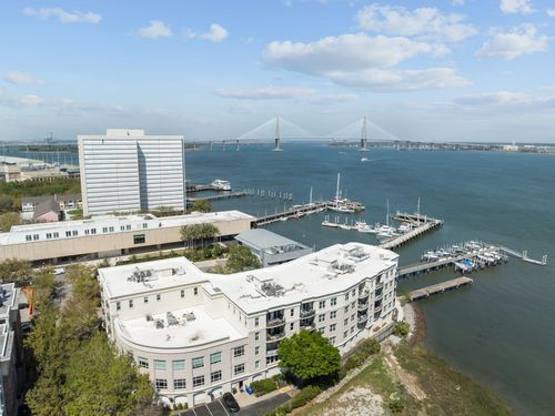 5e-2 Wharfside Street, Charleston, SC, 29401 | Card Image