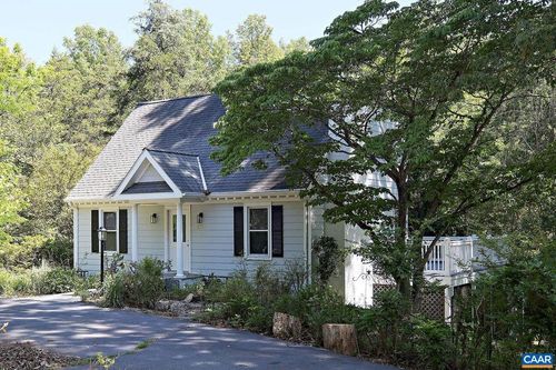 2131 Viburnum Ct, CHARLOTTESVILLE, VA, 22911 | Card Image