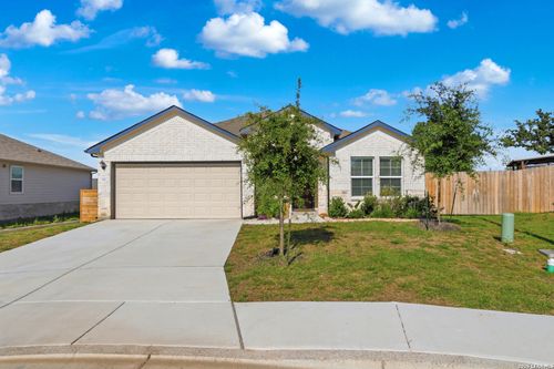 441 Milfoil Dr, Seguin, TX, 78155-3382 | Card Image