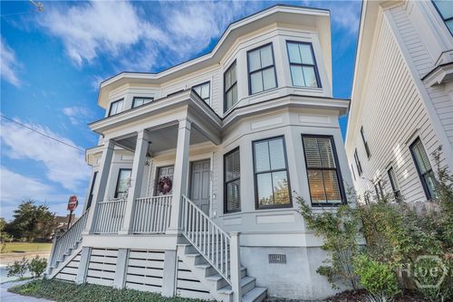 551 E Gwinnett St, Savannah, GA, 31401-5812 | Card Image