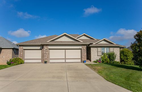 703 N Fox Hill Cir, Nixa, MO, 65714-6604 | Card Image