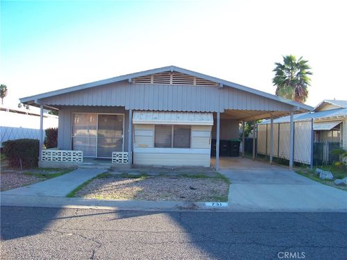 731 San Juan Dr, Hemet, CA, 92543-6912 | Card Image
