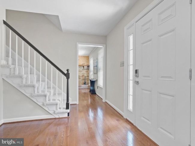 9228 Lake Braddock Dr, House other with 5 bedrooms, 4 bathrooms and null parking in BURKE VA | Image 4