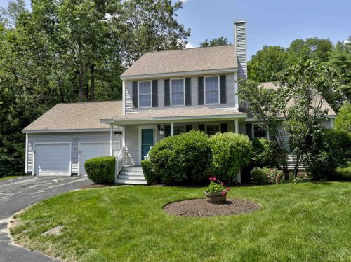 8 Sycamore Ct, Amherst, NH, 03031-3052 | Card Image