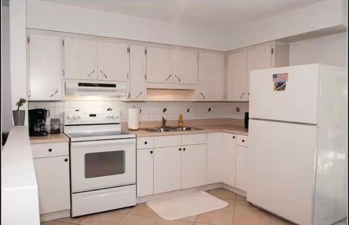 5712-5712 Ne 17th Ter, Fort Lauderdale, FL, 33334-5983 | Card Image