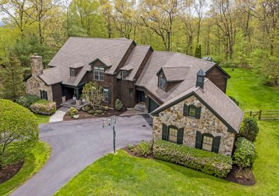 10 Larkins Way, House other with 5 bedrooms, 5 bathrooms and null parking in Farmington CT | Image 3