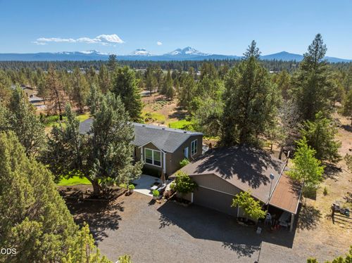 69592 Lake Dr, Sisters, OR, 97759-9774 | Card Image