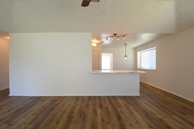 18811 Pine Trace Ct, House other with 3 bedrooms, 2 bathrooms and 2 parking in Humble TX | Image 11