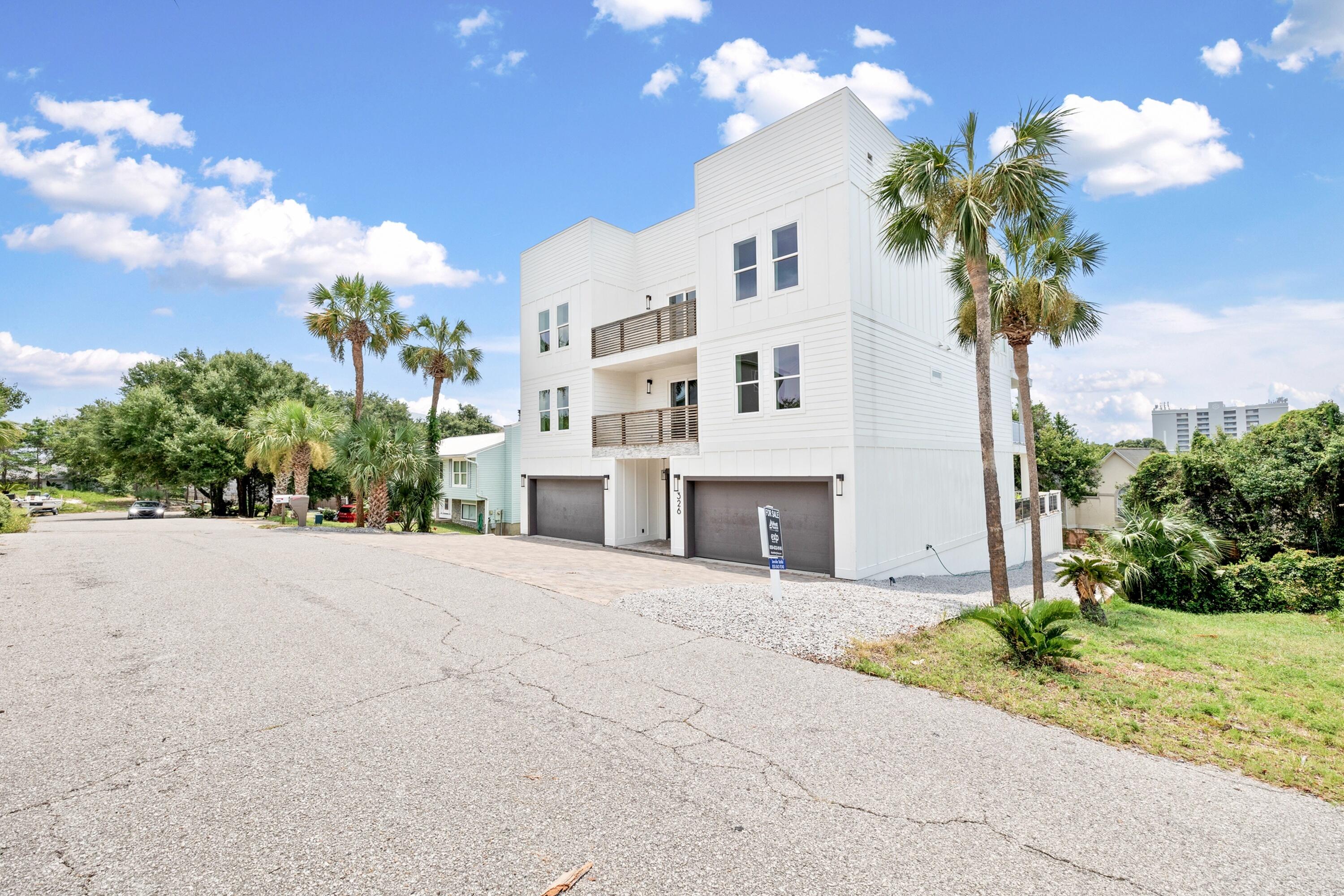 Residential in Destin 5