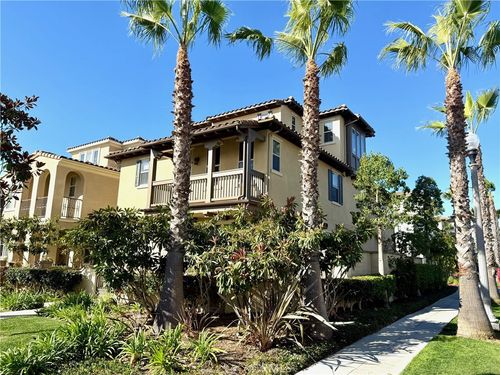 21421 Hayley Ln, Huntington Beach, CA, 92646-6934 | Card Image