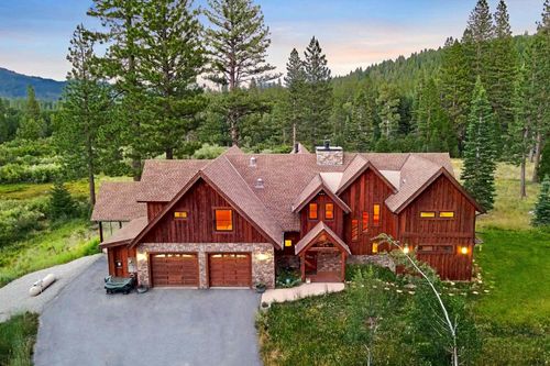 1711 Smith Lake Rd, Graeagle, CA, 96103 | Card Image