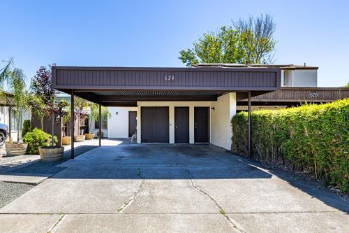 624 Simpson Street, Santa Rosa, CA, 95401 | Card Image