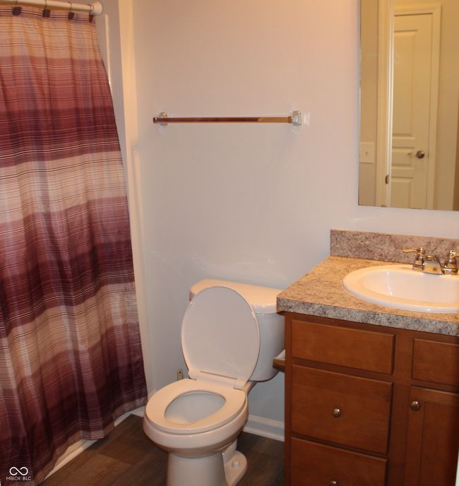 Guest Bath | Image 15