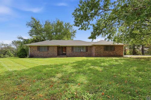 2624 Se Burton St, Topeka, KS, 66605 | Card Image