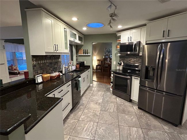 6211 Oak River Ter, House other with 3 bedrooms, 2 bathrooms and null parking in PORT ORANGE FL | Image 8