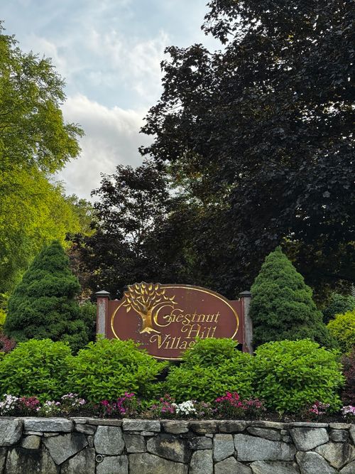 apt-i-95 Chestnut St, Bethel, CT, 06801-2670 | Card Image