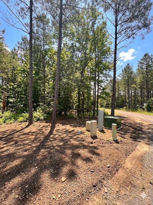 86 Southern Locust Trail, Broken Bow, OK, 74728 | Card Image