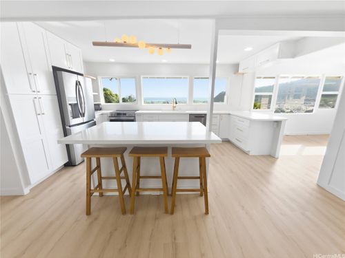 809 Ailuna St, Honolulu, HI, 96821-1705 | Card Image