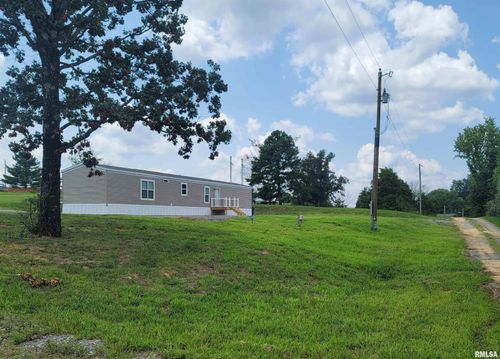 145 Cherokee Dr, Goreville, IL, 62939 | Card Image