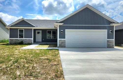 743 Marley Ln, Seymour, IN, 47274-4123 | Card Image