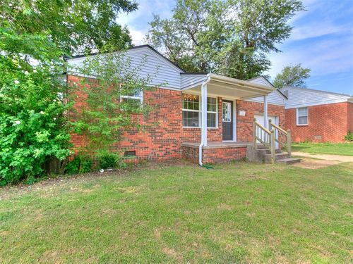 1904 Carlisle Rd, Oklahoma City, OK, 73120-1121 | Card Image