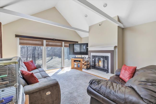 4 - 4 Echowoods Cir, Condo with 2 bedrooms, 3 bathrooms and null parking in Monroe CT | Image 18