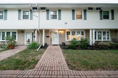 unit-3-13 Meadowlawn Dr, Mentor, OH, 44060-6232 | Card Image