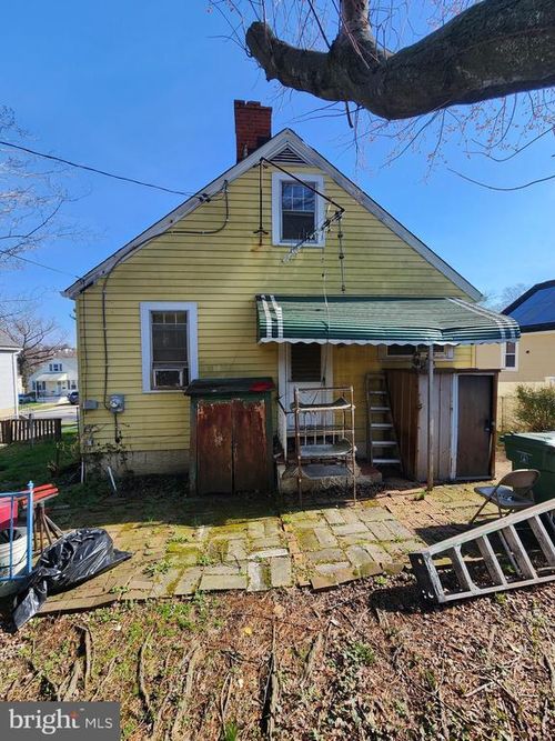 4707 Woodlea Ave, BALTIMORE, MD, 21206-5640 | Card Image