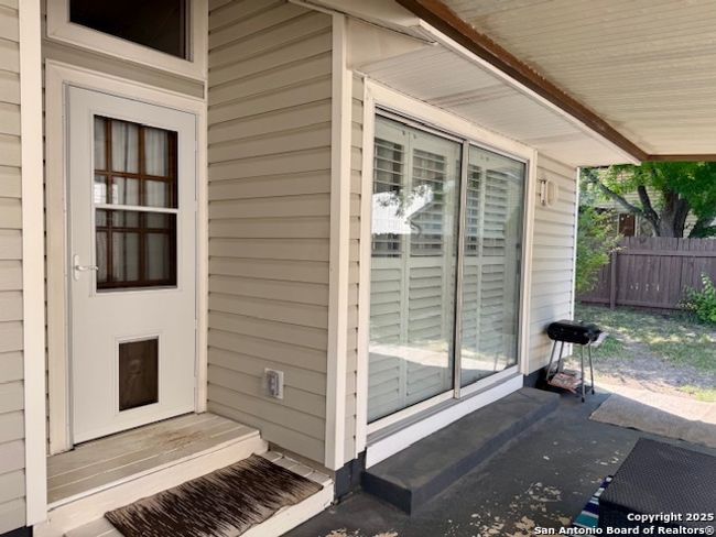 5739 Spring Moon St, House other with 2 bedrooms, 2 bathrooms and null parking in San Antonio TX | Image 27