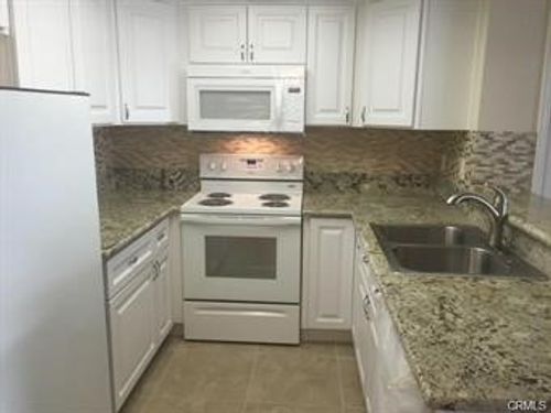 2266 Bradford Ave, Highland, CA, 92346-2251 | Card Image