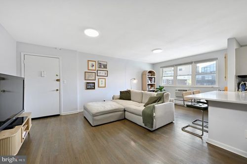 304-1 Congress St, Jersey City, NJ, 07307 | Card Image