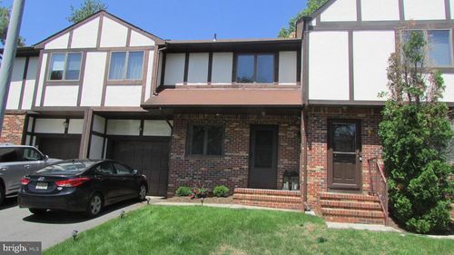 4 Leicester Ln, Ewing, NJ, 08628-2228 | Card Image