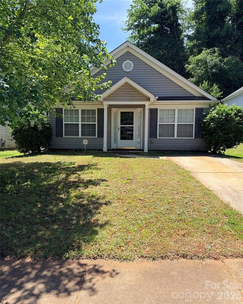 3834 Brookchase Ln, Charlotte, NC, 28205-4319 | Card Image