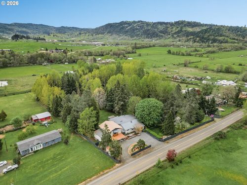 1381 Oak Hill Rd, Roseburg, OR, 97471-9683 | Card Image