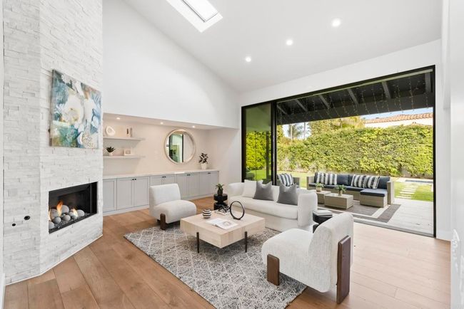 314 S Nardo Ave, House other with 5 bedrooms, 5 bathrooms and 5 parking in Solana Beach CA | Image 5
