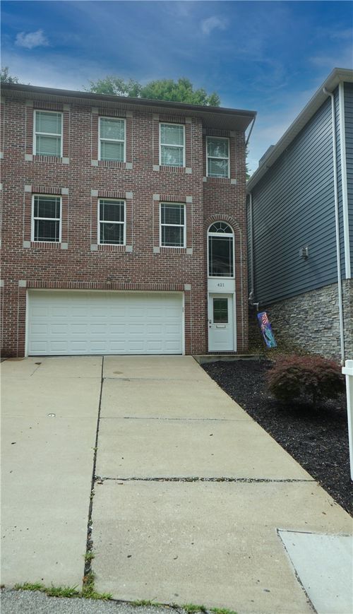 421 Shaler St, Mt Washington, PA, 15211-1018 | Card Image