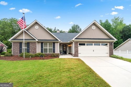 261 Petal Creek Ln, Jefferson, GA, 30549-5225 | Card Image