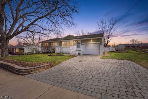 808 Charles Rd, Phillipsburg, NJ, 08865-2008 | Card Image