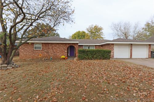 1231 May Lane, Bartlesville, OK, 74006 | Card Image