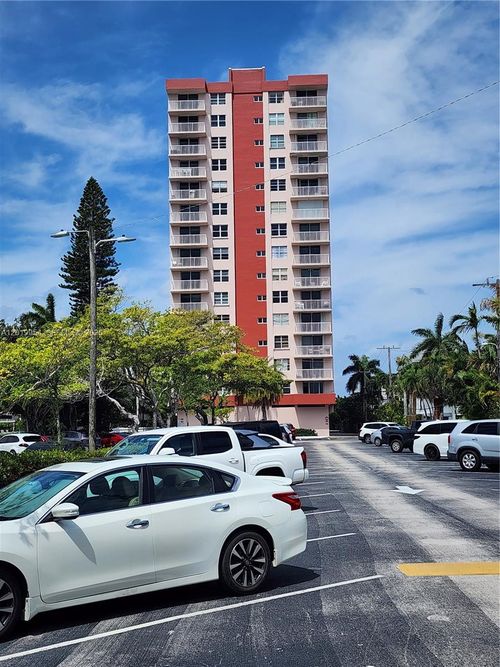 903-3161 S Ocean Dr, Hallandale Beach, FL, 33009-7275 | Card Image