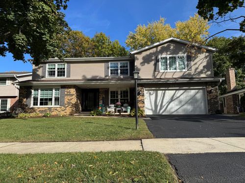32 Westmoreland Ln, Naperville, IL, 60540-5831 | Card Image