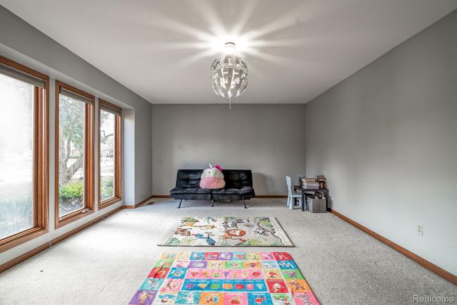 24593 Redwing Dr, House other with 4 bedrooms, 3 bathrooms and null parking in Novi MI | Image 7