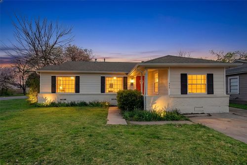 4603 Bonnie View Rd, Dallas, TX, 75216-7203 | Card Image