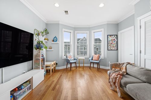 2-165 Thorne St, Jersey City, NJ, 07307-4142 | Card Image